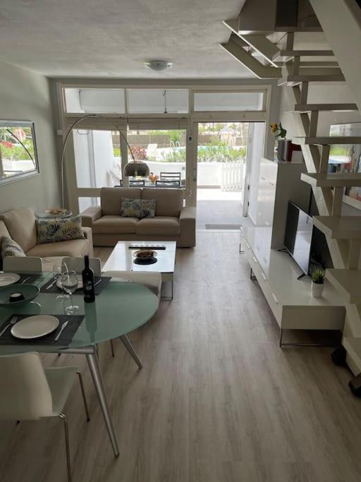Apartamento Puerto Rico - Primera Linea De Playa Mogán Esterno foto